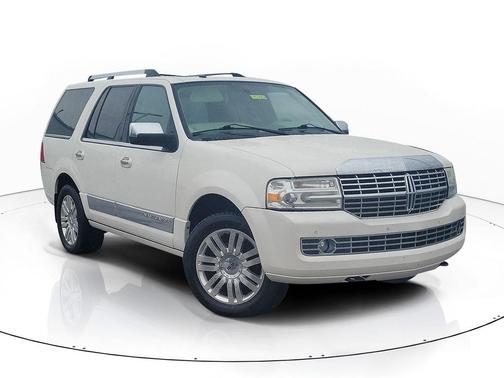 2013 Lincoln Navigator Base