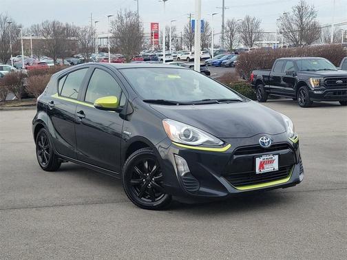 2016 Toyota Prius c Four
