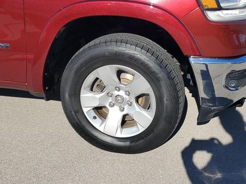 Delmonico Red Pearlcoat 2019 RAM 1500 Laramie