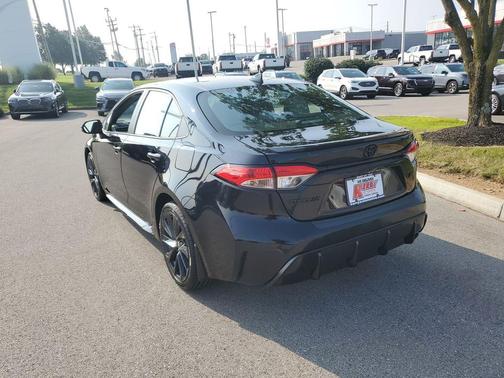 Midnight Black Metallic 2024 Toyota Corolla SE