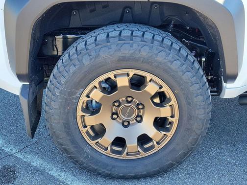 2026 Toyota 4Runner Hybrid Trailhunter