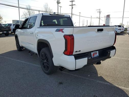 Ice 2026 Toyota Tundra SR5
