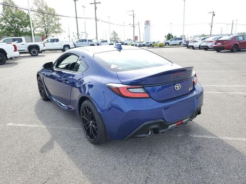 Trueno Blue 2026 Toyota GR86 Premium