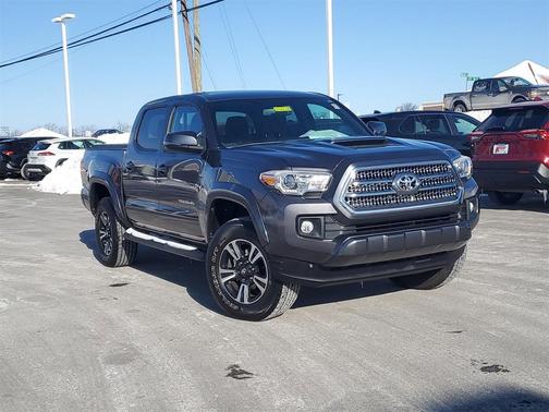 2016 Toyota Tacoma TRD Sport