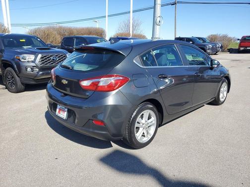 2017 Chevrolet Cruze LT