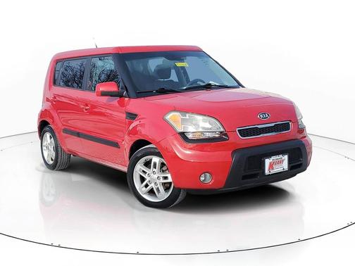 2011 Kia Soul +