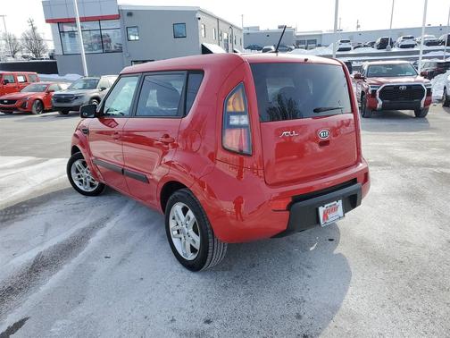 2011 Kia Soul +