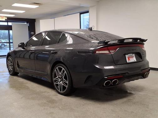2022 Kia Stinger GT1
