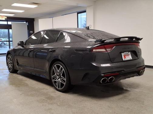 2022 Kia Stinger GT1