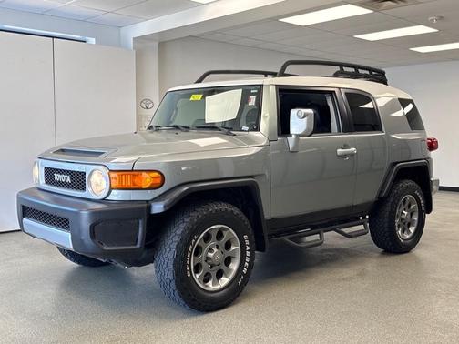 2012 Toyota FJ Cruiser Base