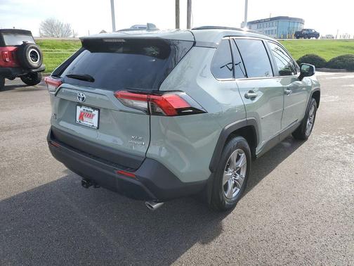 Lunar Rock 2022 Toyota RAV4 Hybrid XLE