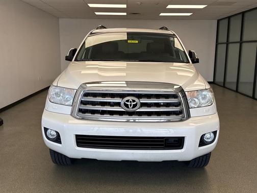 2016 Toyota Sequoia Platinum