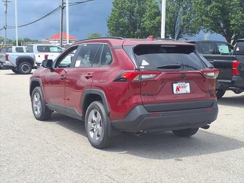 2025 Toyota RAV4 XLE