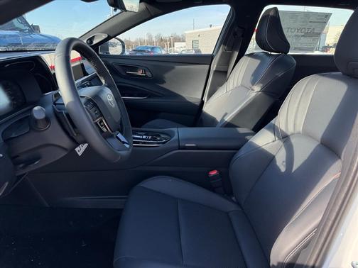 2025 Toyota Crown Signia Limited