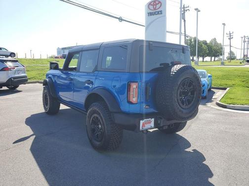 Velocity Blue Metallic 2024 Ford Bronco Wildtrak