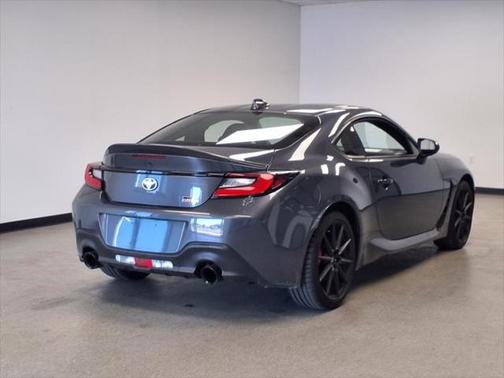 2025 Toyota GR86 Premium