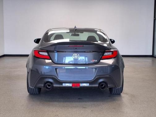 2025 Toyota GR86 Premium