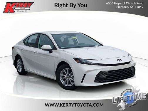 Ice 2025 Toyota Camry LE