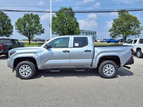 2025 Toyota Tacoma SR
