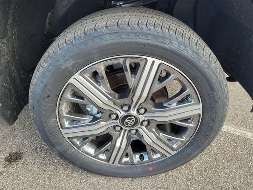 2026 Toyota Tundra Hybrid Capstone