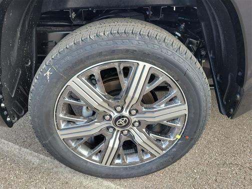 2026 Toyota Tundra Hybrid Capstone