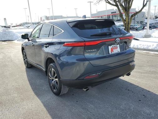 2022 Toyota Venza LE