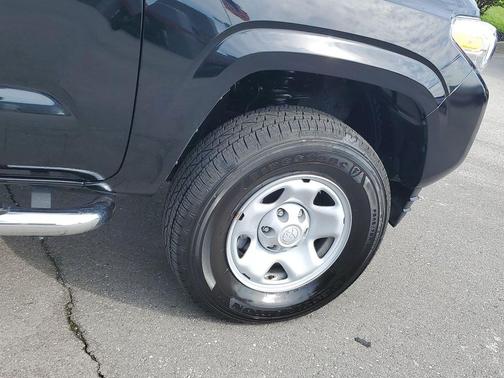 Midnight Black Metallic 2022 Toyota Tacoma SR