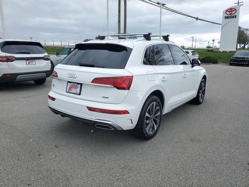 2023 Audi Q5 45 S line Premium Plus