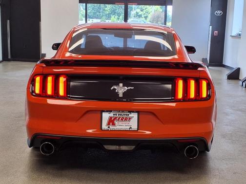 2015 Ford Mustang V6