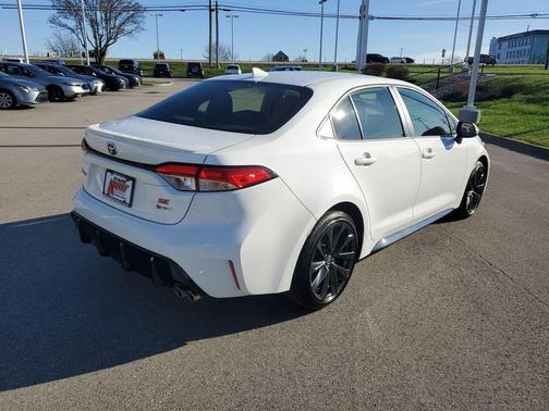 2025 Toyota Corolla Hybrid SE