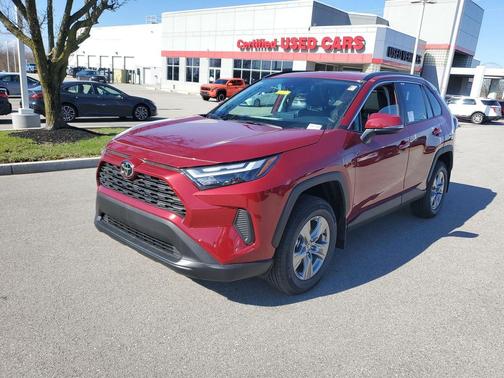 2025 Toyota RAV4 XLE