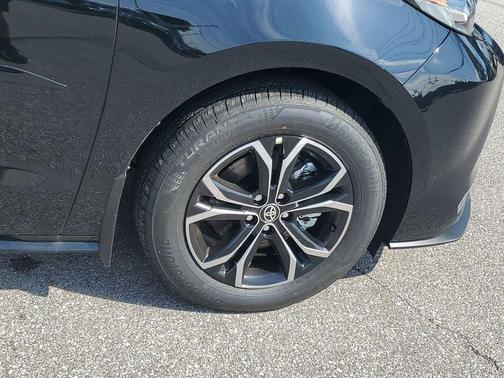 Midnight Black 2026 Toyota Sienna Platinum