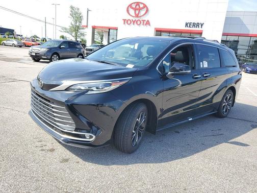 Midnight Black 2026 Toyota Sienna Platinum