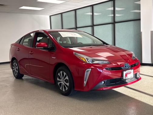 2020 Toyota Prius LE