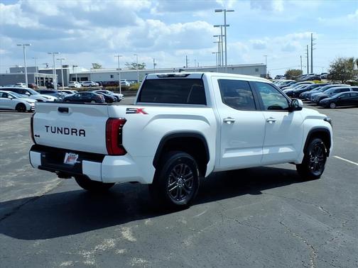 2024 Toyota Tundra SR5