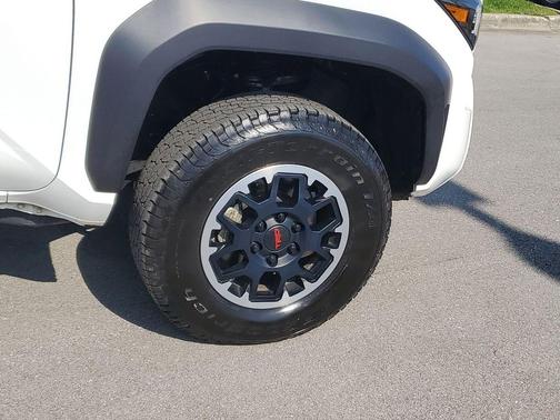 2024 Toyota Tacoma TRD Off-Road