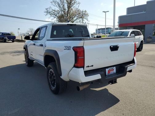 2024 Toyota Tacoma TRD Off-Road