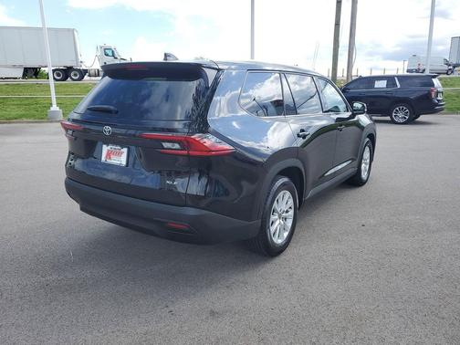 Midnight Black Metallic 2025 Toyota Grand Highlander XLE