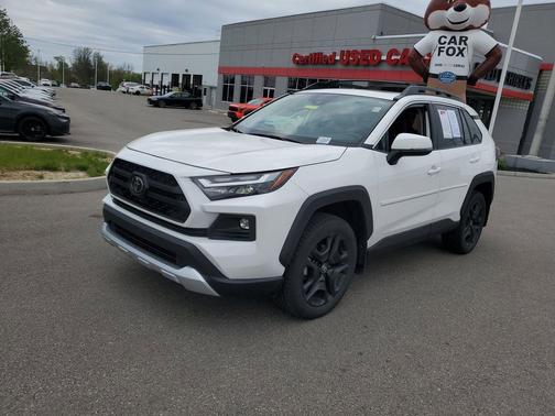 Ice 2024 Toyota RAV4 Adventure