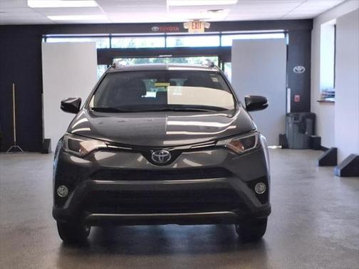2018 Toyota RAV4 Hybrid XLE