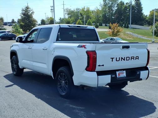 2024 Toyota Tundra SR5
