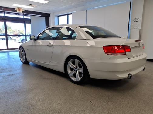 2010 BMW 335 335i