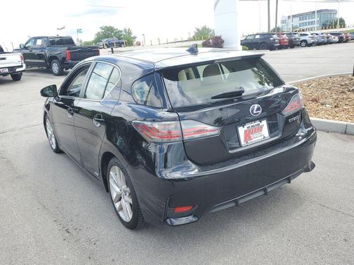 Obsidian 2014 Lexus CT 200h 200h