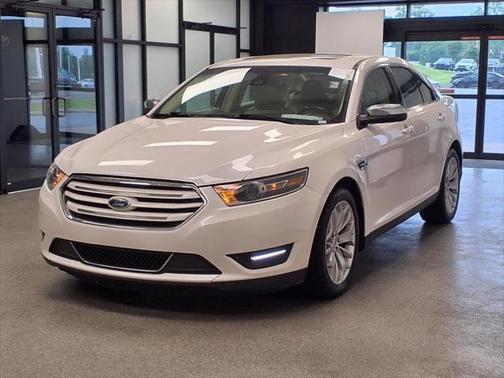 2018 Ford Taurus Limited