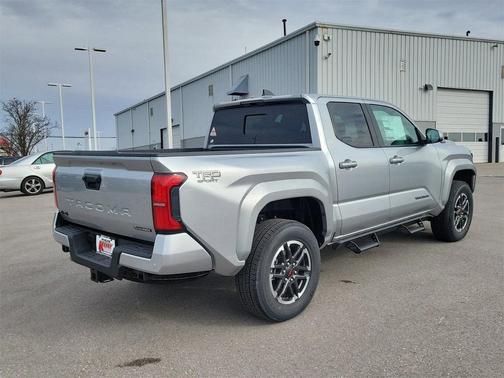 2025 Toyota Tacoma Hybrid TRD Sport
