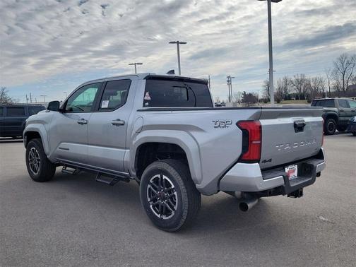 2025 Toyota Tacoma Hybrid TRD Sport
