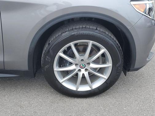Stromboli Gray Metallic 2018 Alfa Romeo Stelvio Ti