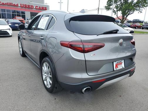 Stromboli Gray Metallic 2018 Alfa Romeo Stelvio Ti