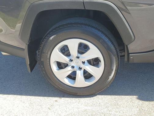 Magnetic Gray Metallic 2025 Toyota RAV4 LE