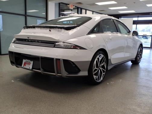 2023 Hyundai IONIQ 6 SEL